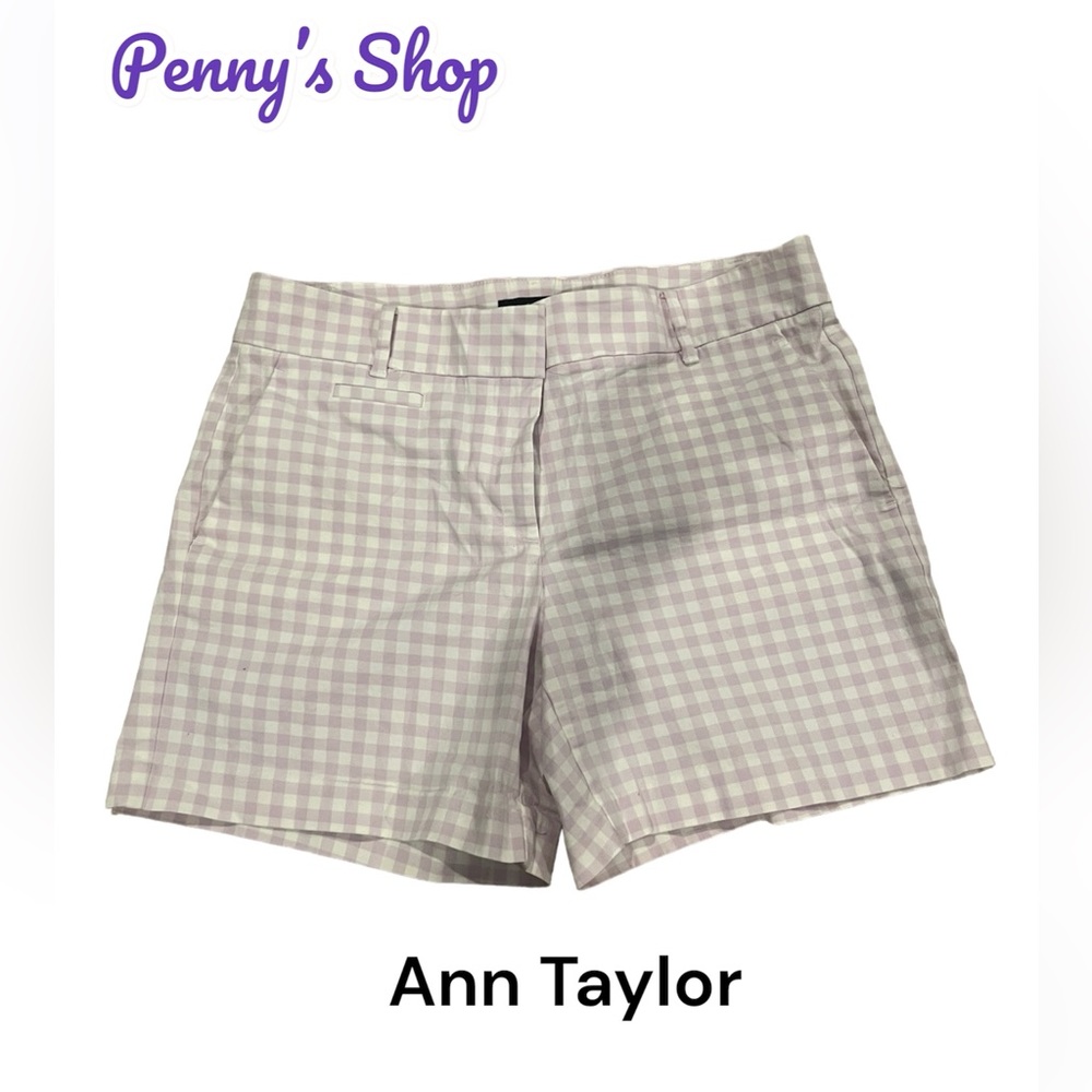 EUC Ann Taylor lavender and white check shorts